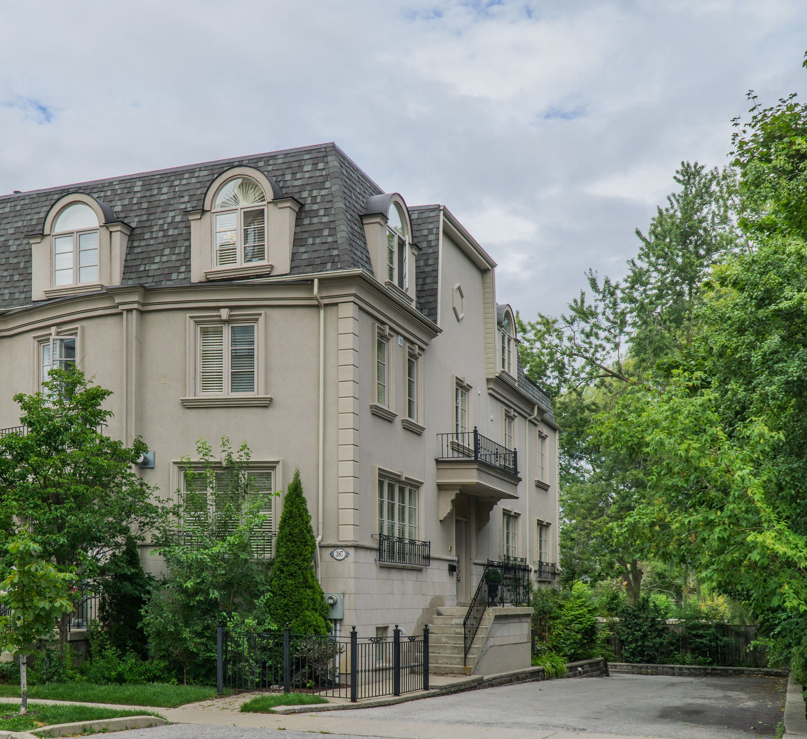 Willowdale Homes For Sale Willowdale Homes For Sale